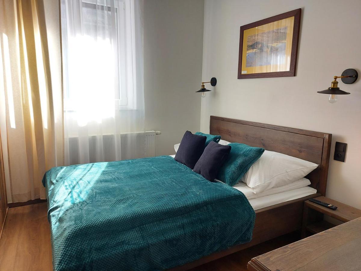 4 Strony Swiata Pokoje I Apartamenty Дзвиржино Екстериор снимка