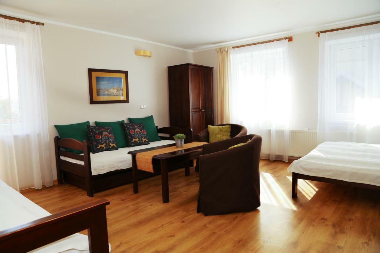 4 Strony Swiata Pokoje I Apartamenty Дзвиржино Екстериор снимка
